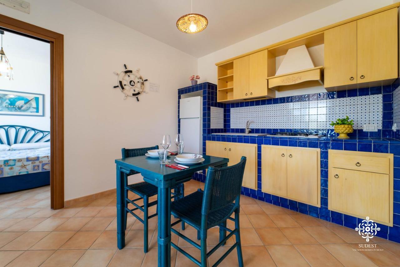 Borgo Marino Beach Residence 람페두사 외부 사진