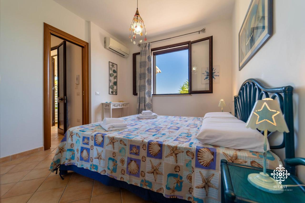Borgo Marino Beach Residence 람페두사 외부 사진