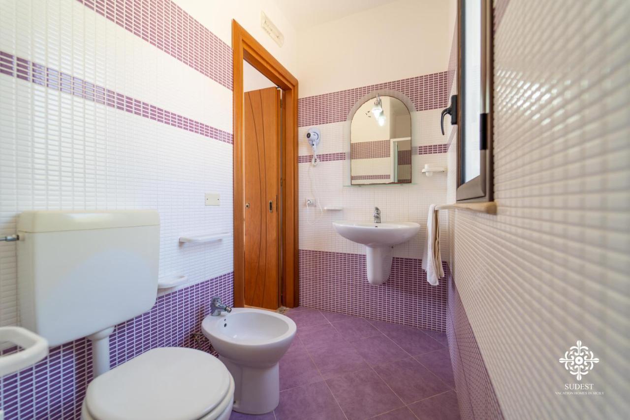 Borgo Marino Beach Residence 람페두사 외부 사진