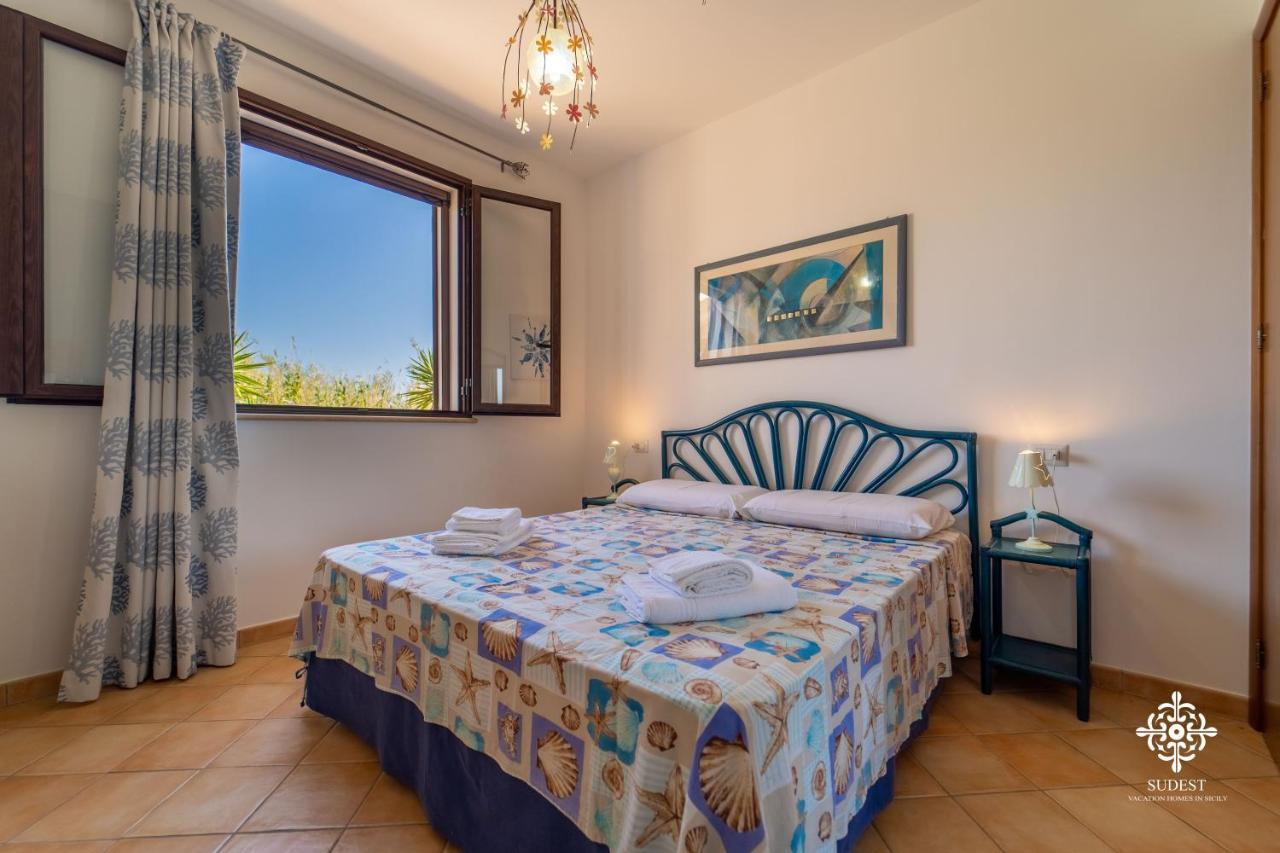 Borgo Marino Beach Residence 람페두사 외부 사진
