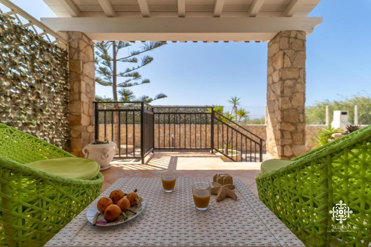Borgo Marino Beach Residence 람페두사 외부 사진