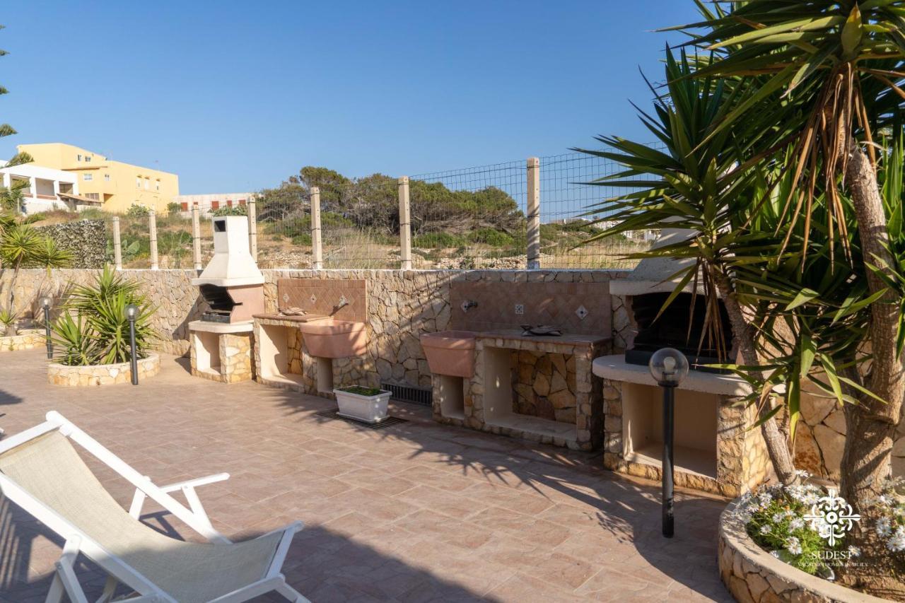 Borgo Marino Beach Residence 람페두사 외부 사진
